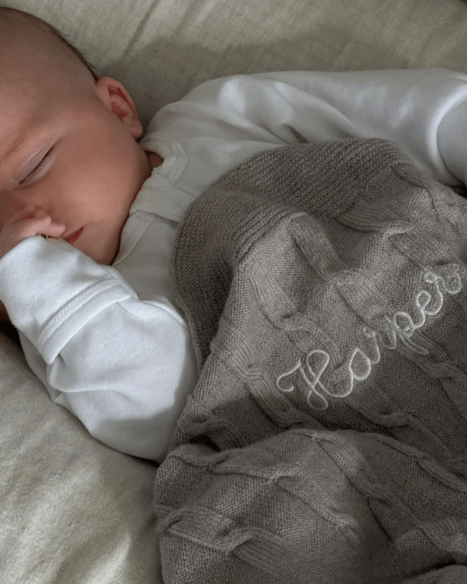 Merino Baby Blanket- Bow Design - Image 5